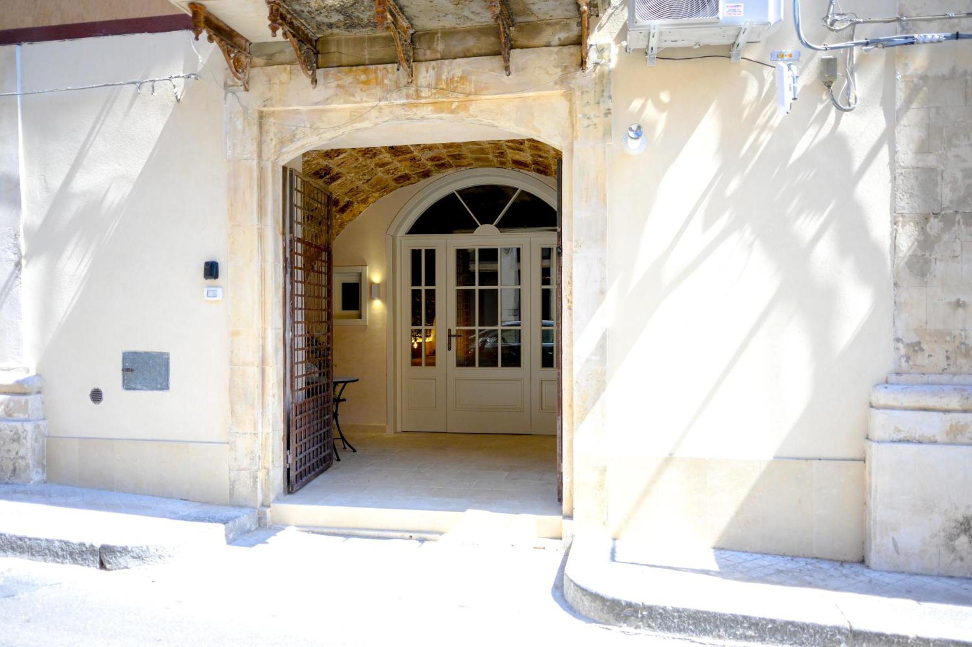 La Grotta, Luxury Suite & Spa Νότο Εξωτερικό φωτογραφία